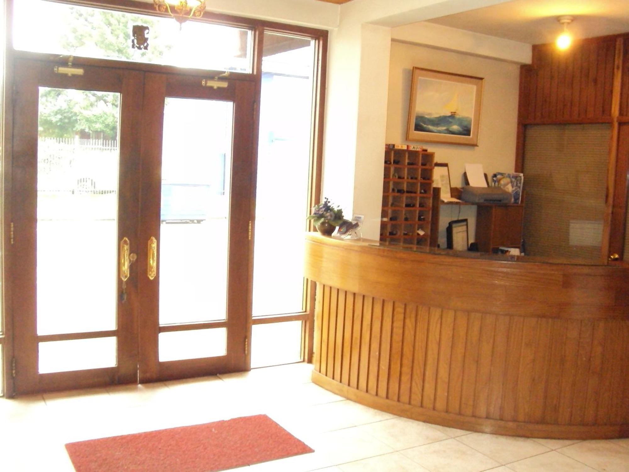 Hotel Antupiren بويرتو مونت المظهر الخارجي الصورة